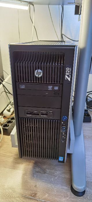 HP Workstation Z820 Intel Xeon E5-2660 Nvidia Quadro K4200 SSD 2TB