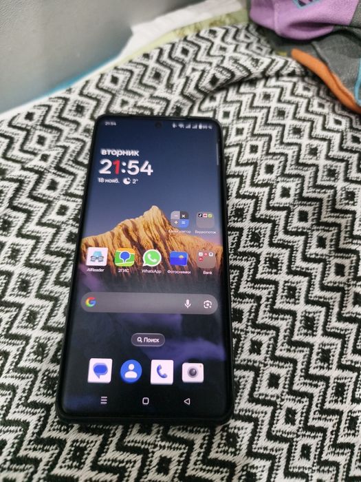 Обменяю oneplus 12, 512 гб