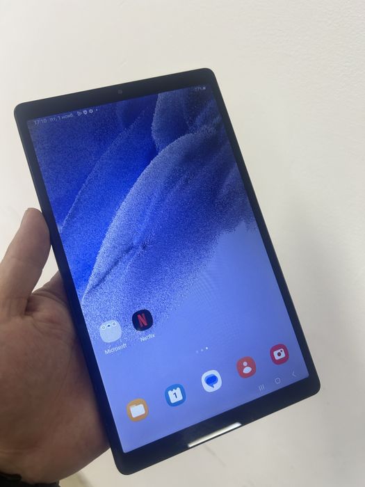 Самсунг таб а7 планшет в хорошем состояний