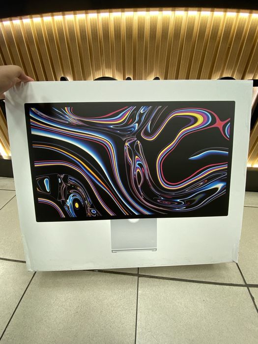 Studio Display Nano-texture Glass