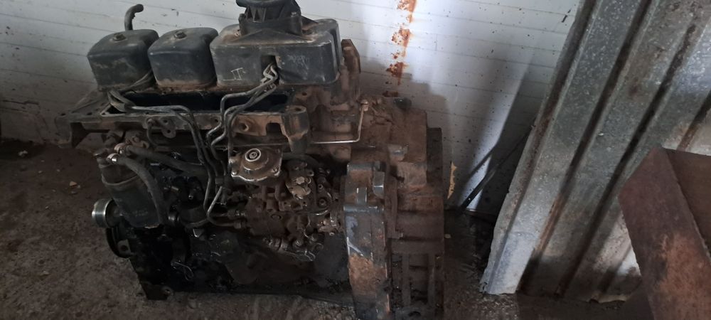 Двигатель по запчастям. Iveco. Komatsu.