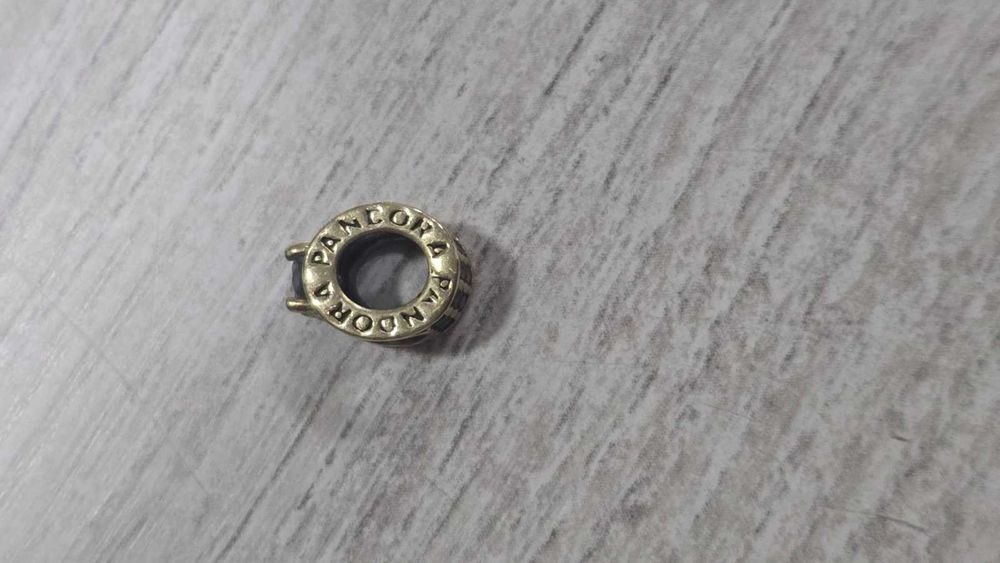 Златен талисман за гривна пандора 14 карата