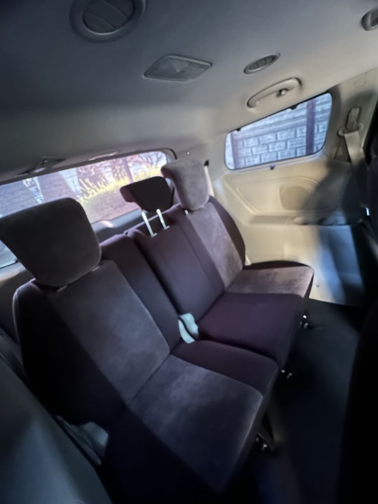 Kia Sedona (CARNIVAL)