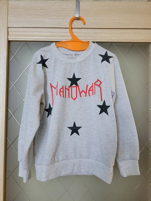 Для девочек одежду продам. Б/ у. , в хорошем состоянии.