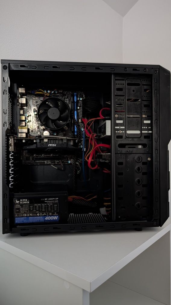 Sistem PC i5 3470/8gb/r7 250 1GB