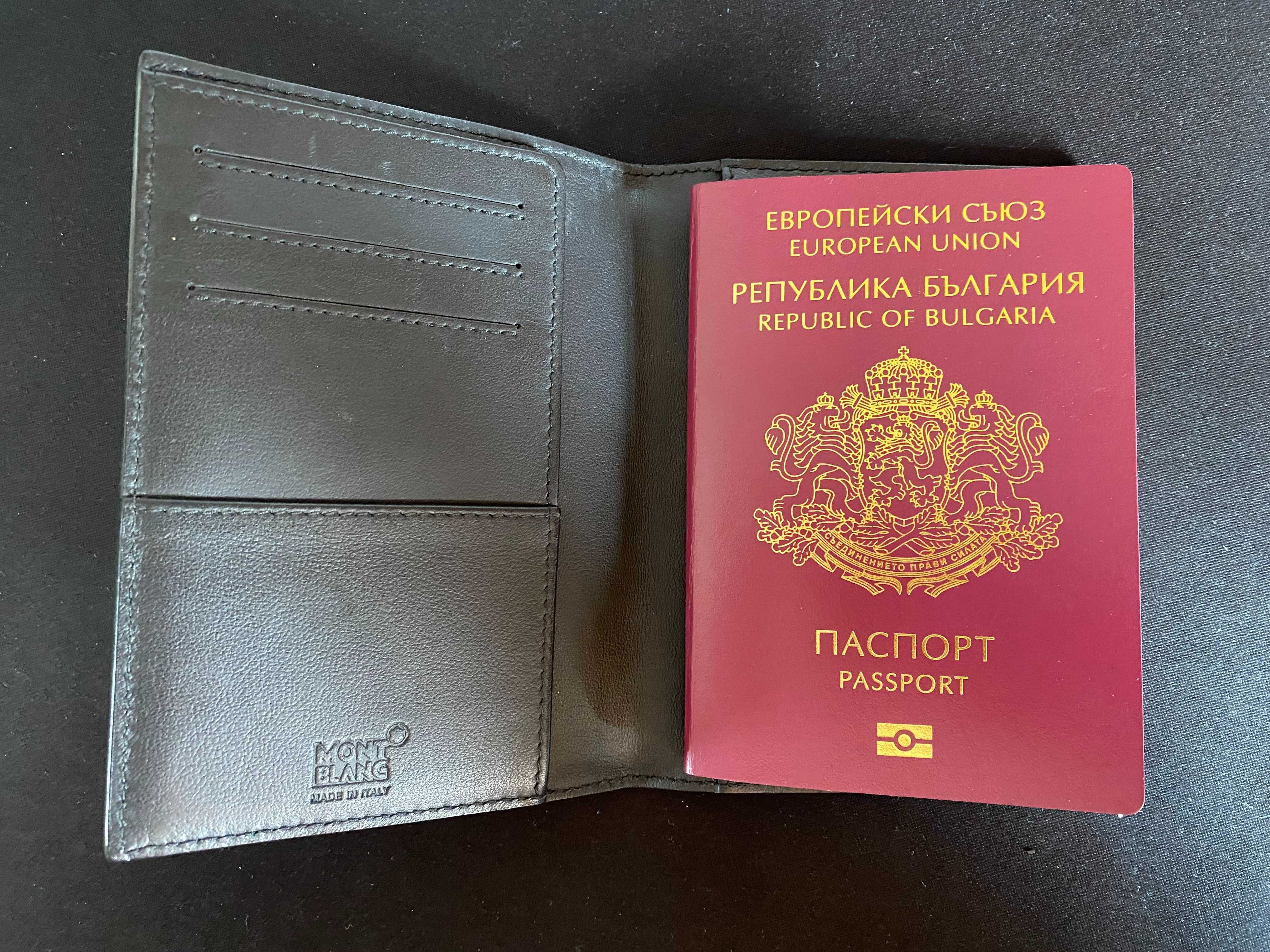 Калъф за паспорт MONTBLANC Карбон