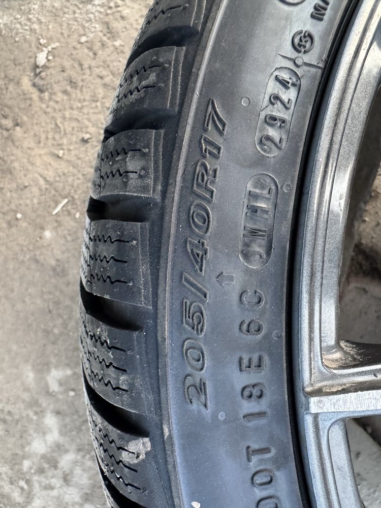 Диски р17 в хорошем состоянии 8шт,4 шины NEXEN 205/40/R17