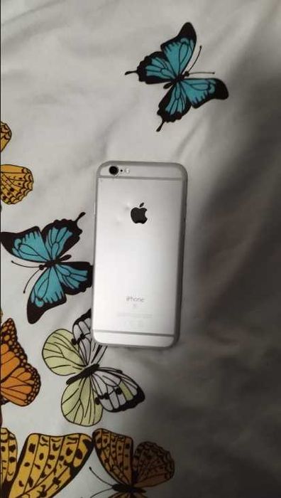 IPhone 6s alb Functional testat stare putin uzat