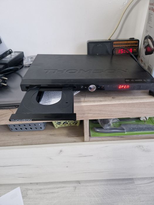 Se vinde dvd Thomson