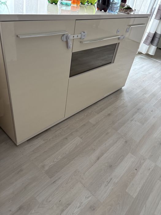 Използвани гардероби шкафове