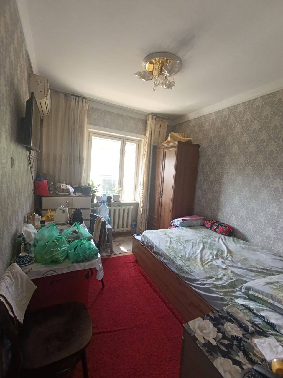Медгородокда 4 хонали квартира сотилади лифт тараф