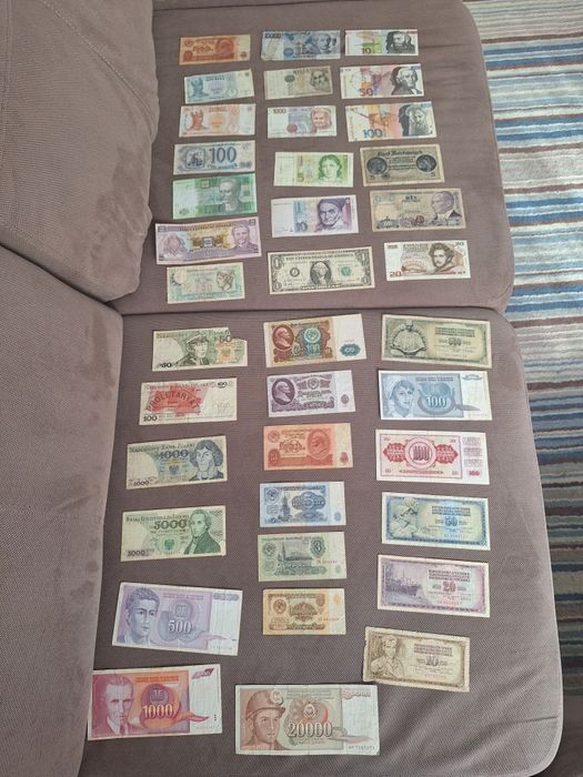 Vând lot bancnote străine 38 de bucati