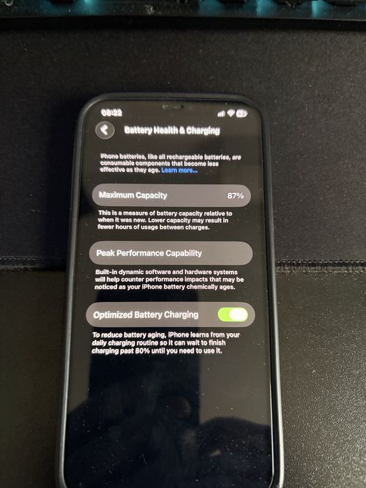 iPhone 12 64GB 87% sanatate la baterie