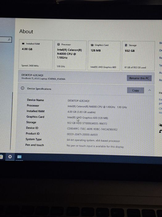 Vand Laptop Asus , foarte puțin folosit
