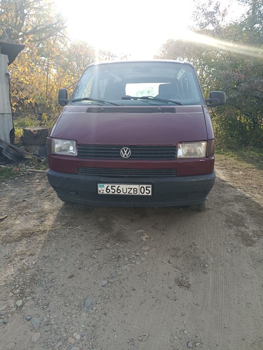 Продам хорошую машину