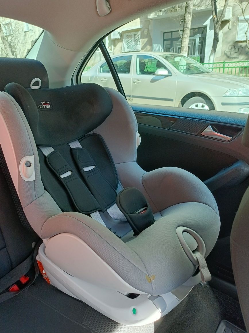 Scaun masina isofix Trifix Britax Romer [9luni-4ani)