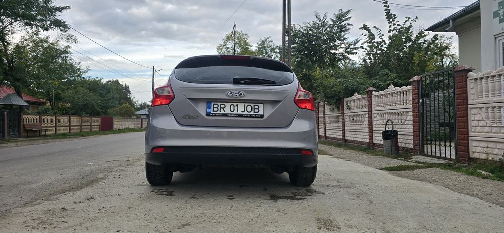 Vând Ford Focus MK3