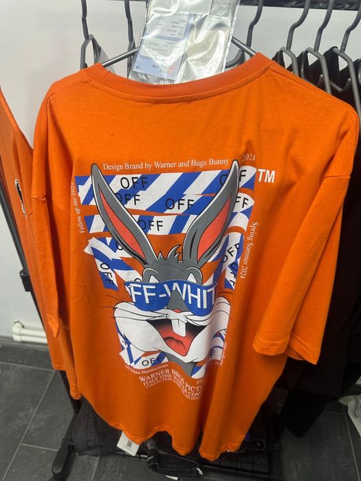 Tricouri premium firma reducere