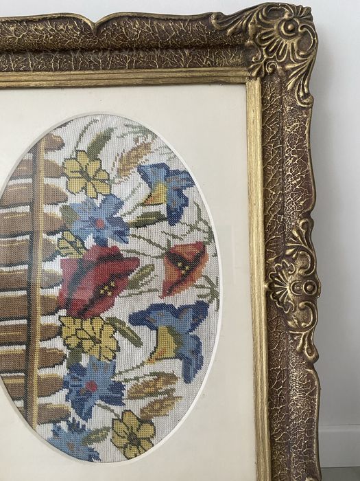 Tablouri vintage cusute manual