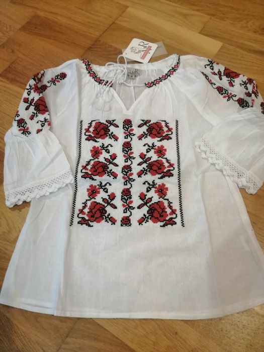 Ie fetițe motive tradiționale din bumbac de la 0-16 anișori.