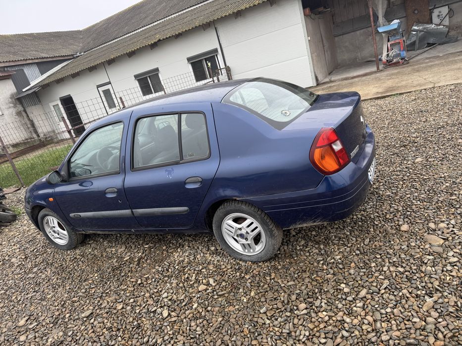 Renault Clio 1.4 benzina 125.000 km