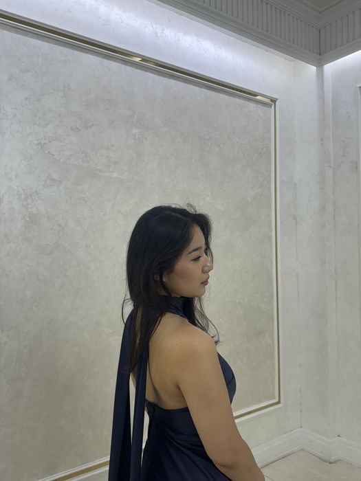 Платье вечернее,темно-синего цвета