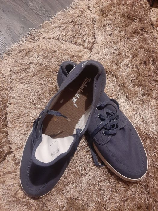 Incaltaminte noua