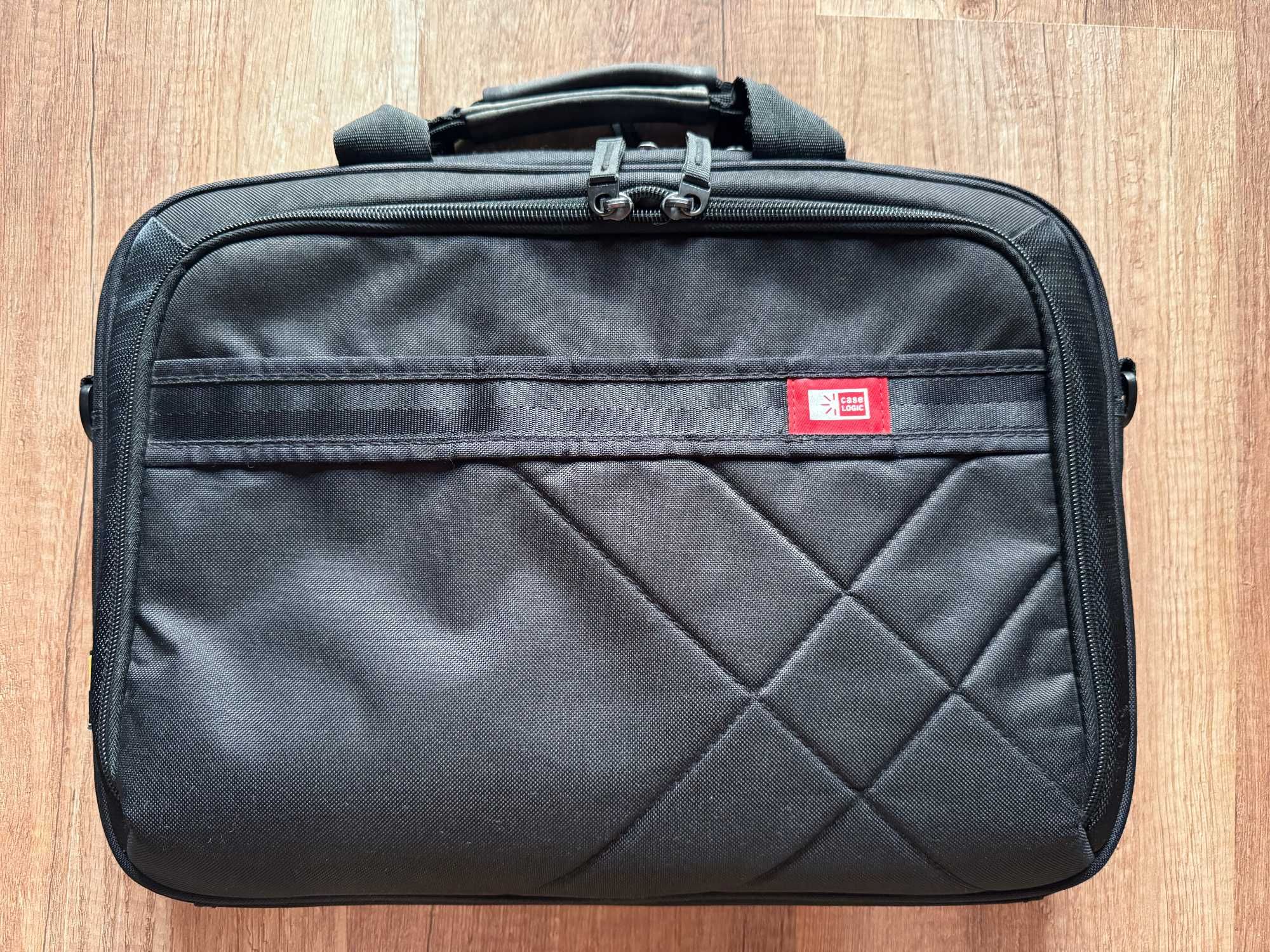 Продавам лаптоп DELL Inspiron 7537