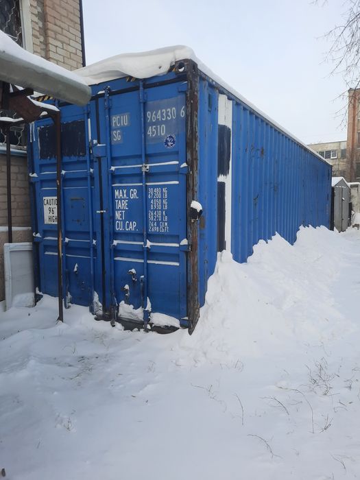 Сдам в аренду  40 тонный контейнер с прилегающей охронян территор