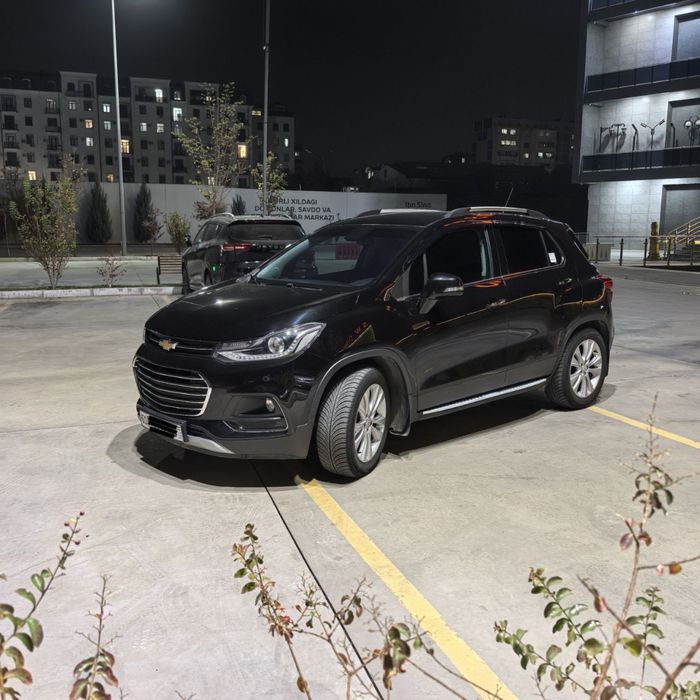 Tracker Sotiladi tozza