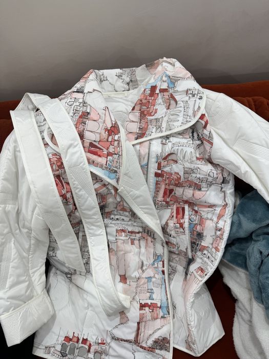 Куртка демисезонная НОВАЯ