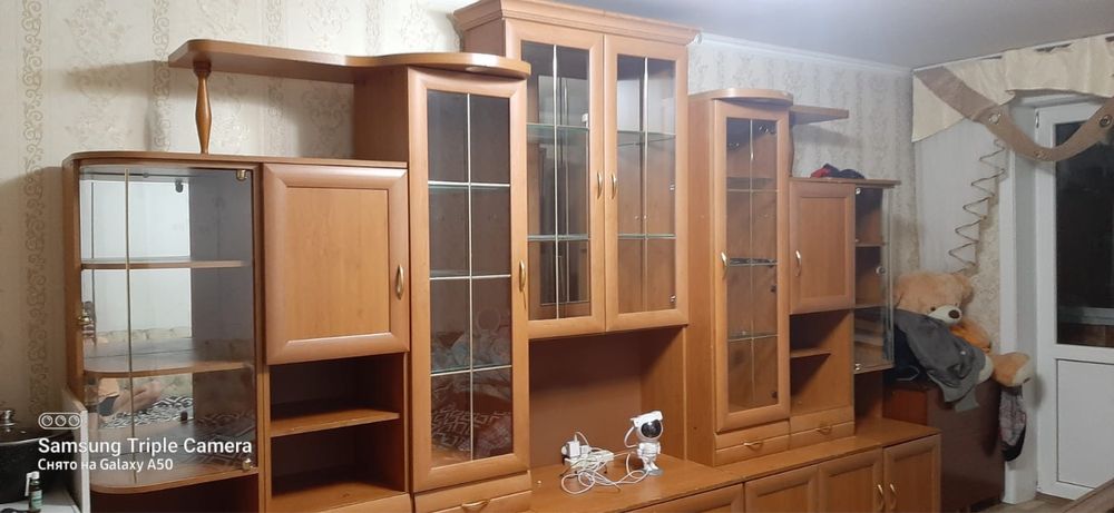 Продам стенку горку для зала и гостиной