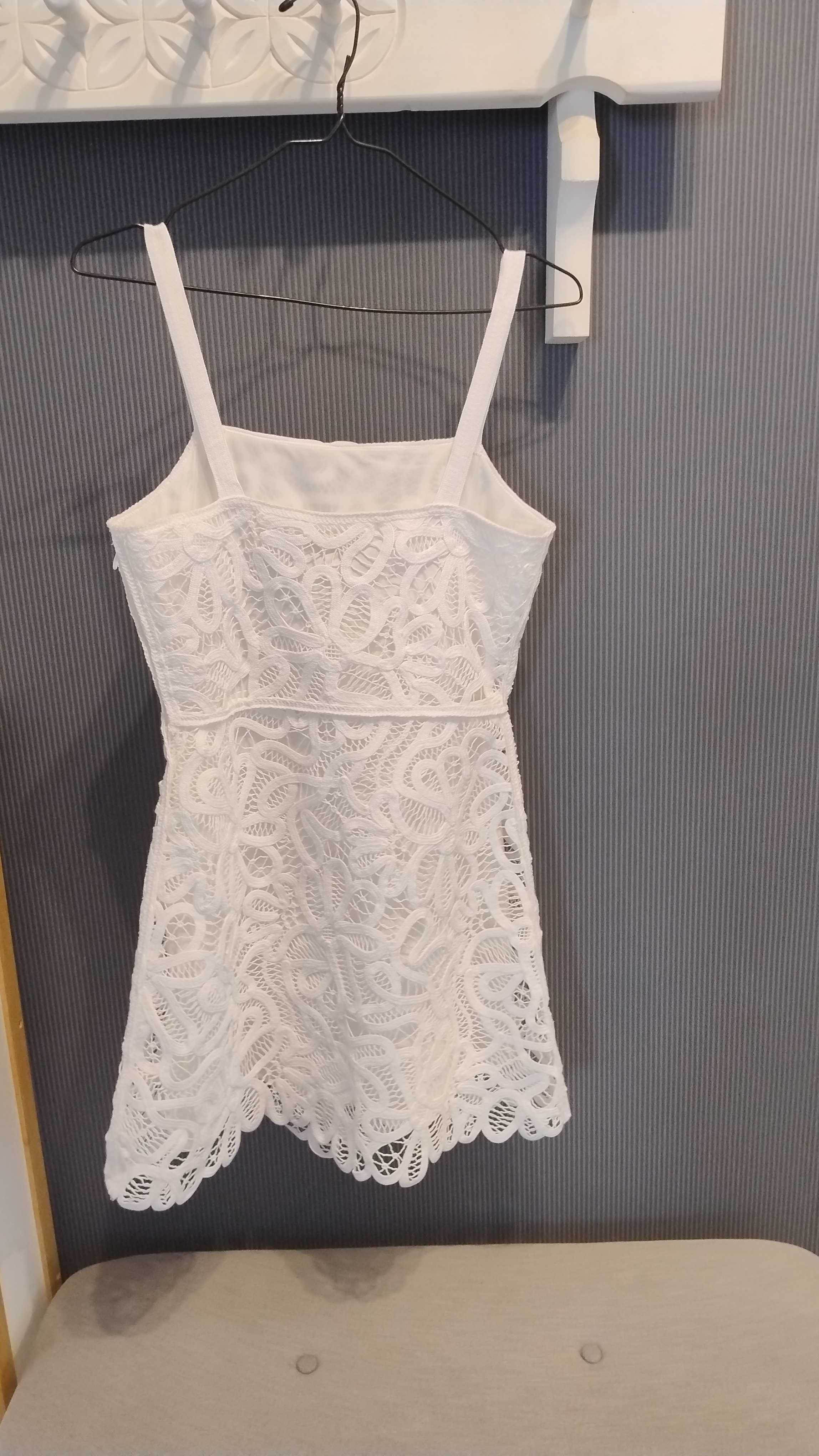 H&M бяла дантелена рокля S