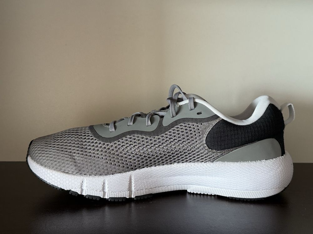 Under Armour HOVR Machina 2 SE 47номер 30.5см Стелка Нови с Кутия