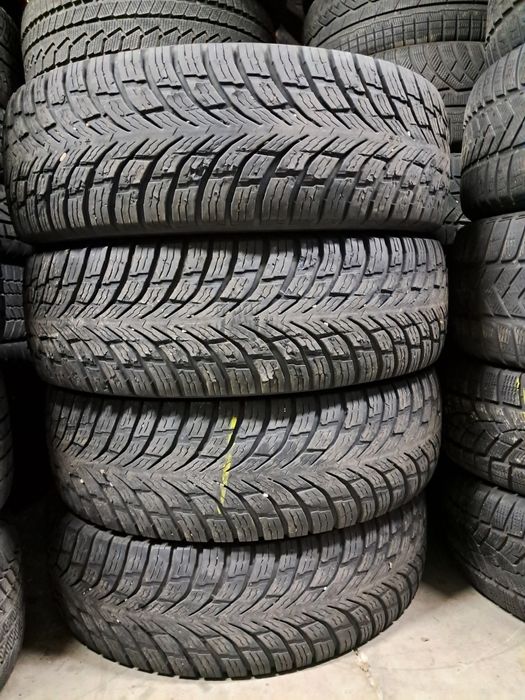 Anvelope second iarna 225 75 R16C Nokian 2022