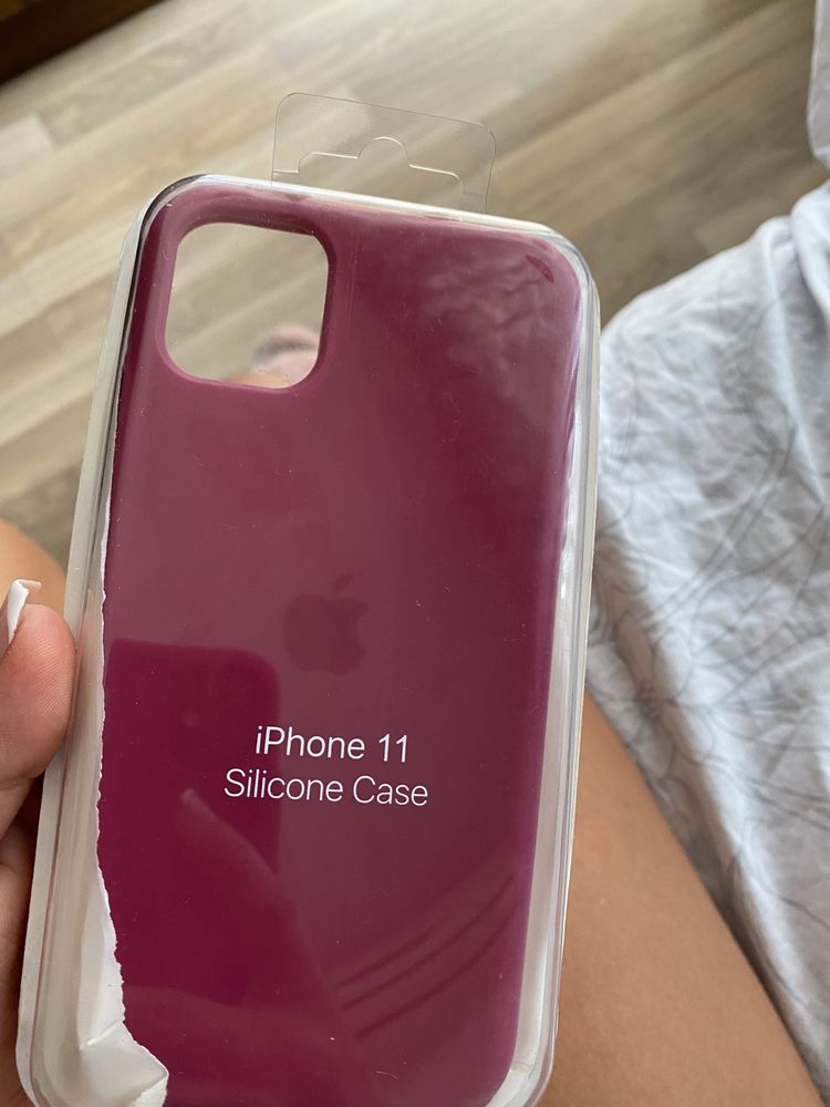 Case iphone 11 /  каишка за Iwatch