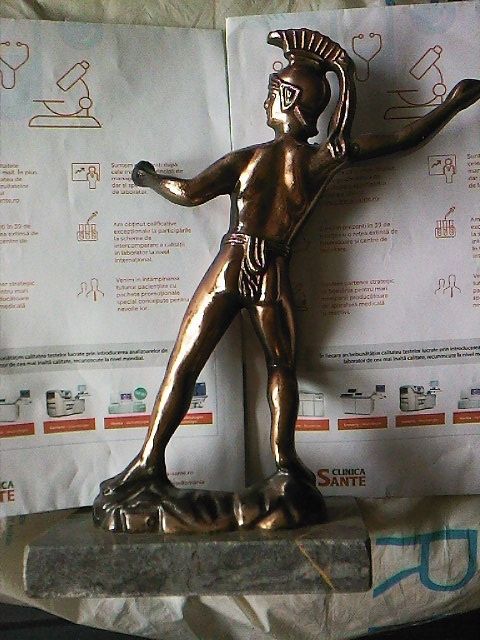 Razboinic: Leonidas din Sparta, statueta bronz, marmura gri Grecia