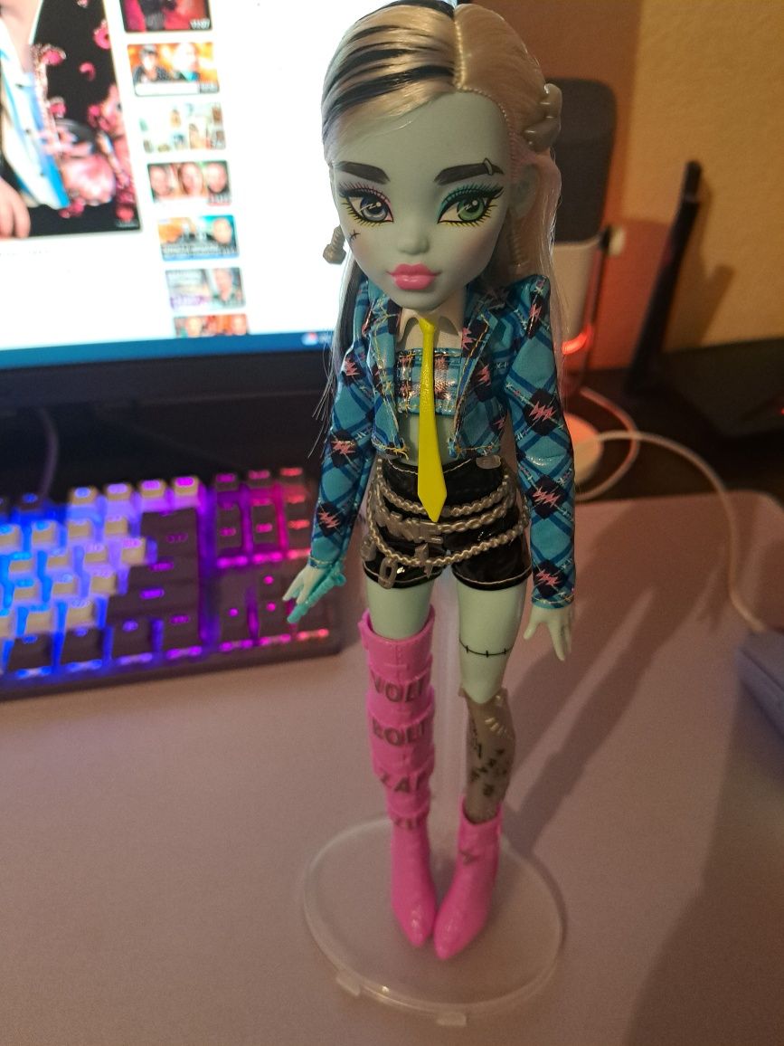 Кукла Monster High Френки Штейн