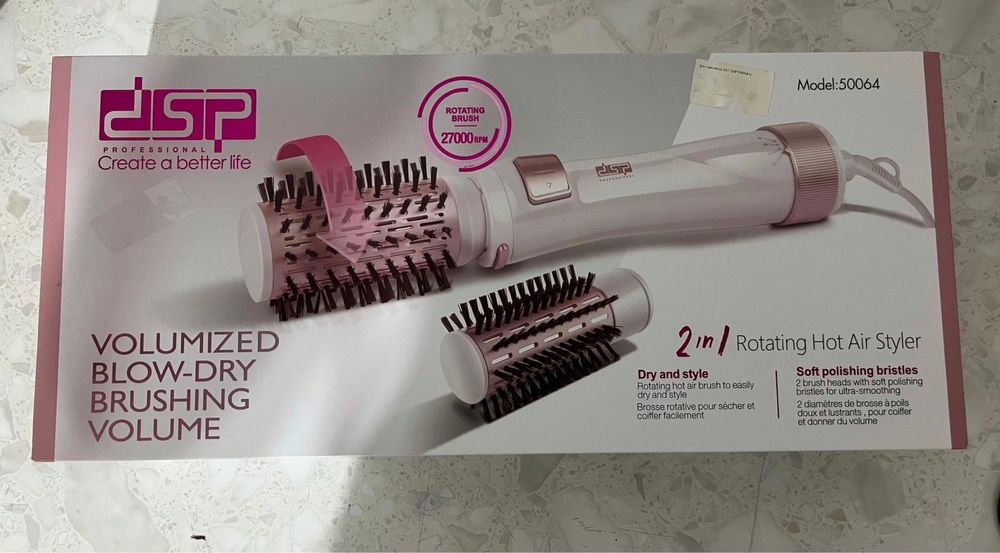 Фен 2в1 очень хороший новый