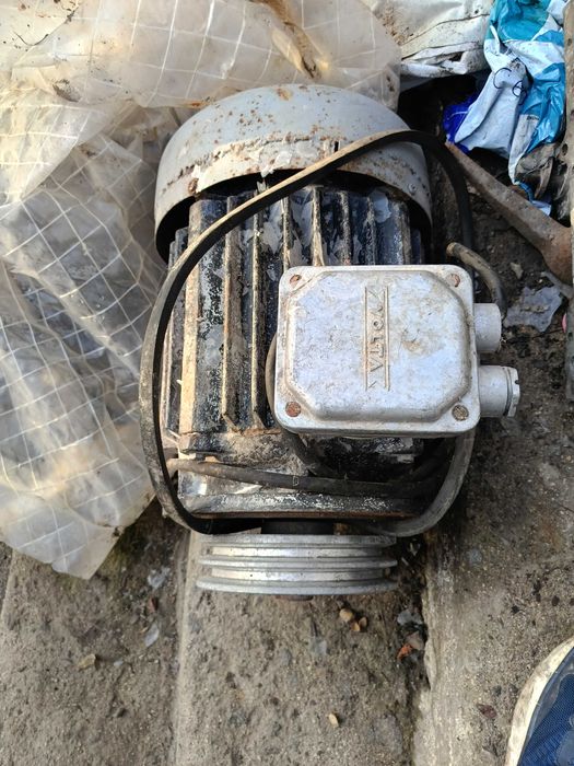 Трифазен асинхронен електродвигател