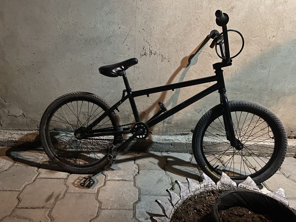 Продаю BMX в хорошом состояний