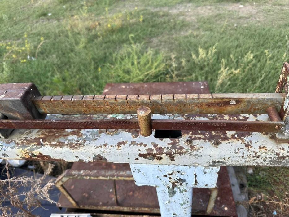 Продам весы механические до 1 тонны