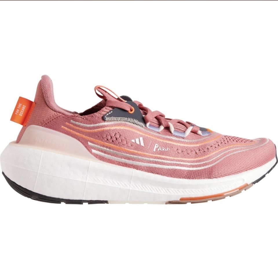 Кроссовки adidas ultraboost light