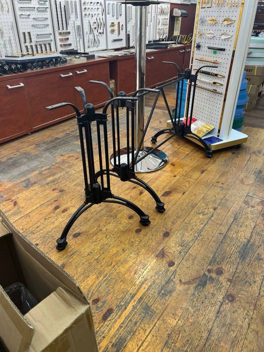 Ножка для ресторан и баров