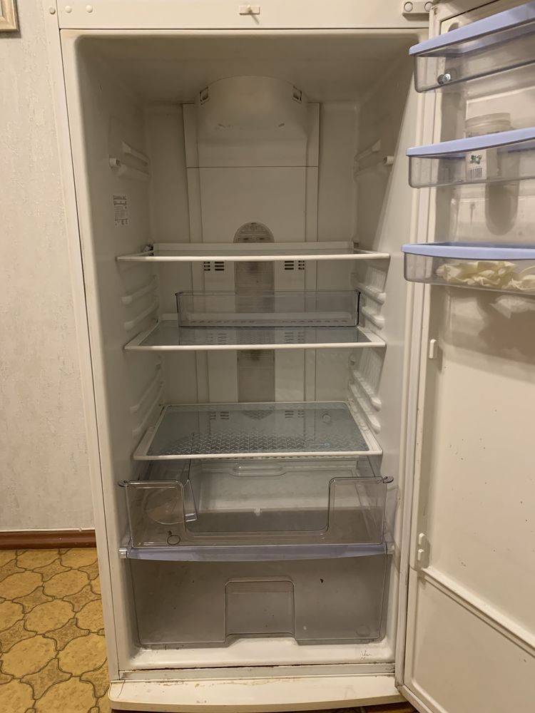 Холодильник Balay требует ремонта
