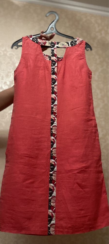 Платье из шифона  38(44) размер и красное прямое алатье лен