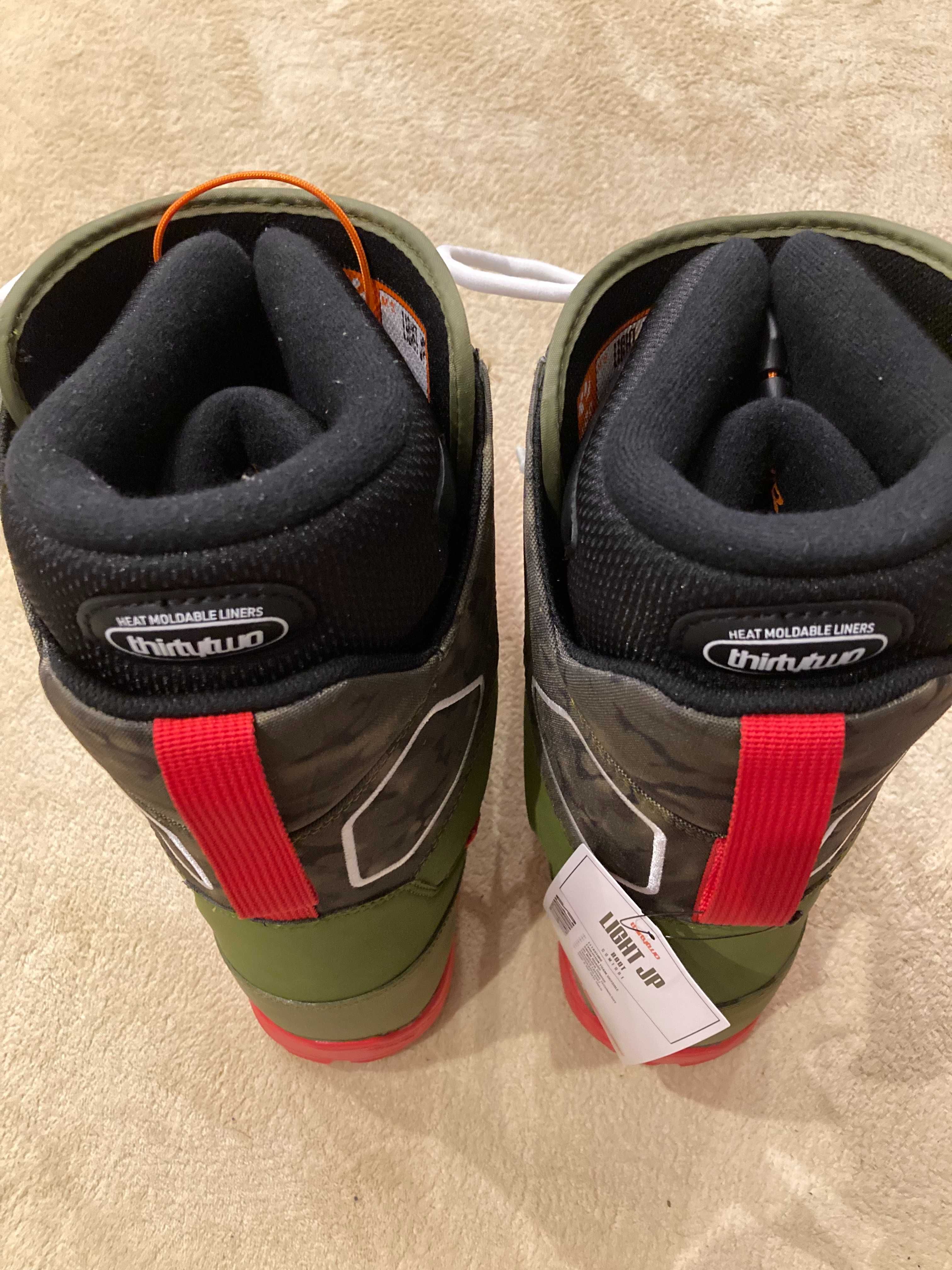 Snowboard boots ThirtyTwo  Light JP  Green EU 45.5