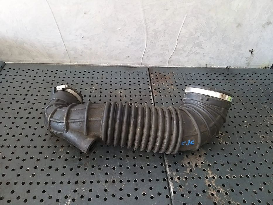 Tubulatura admisie aer 2.0 tdi audi q5 8r 03g129629d