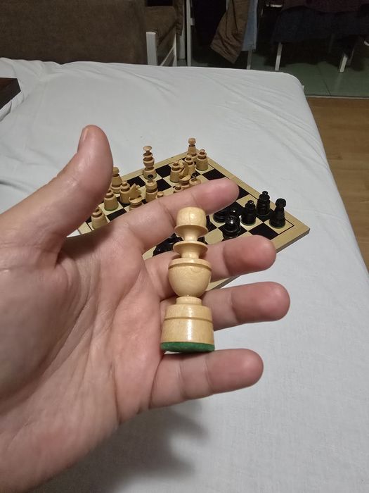 Шах комплект дъска и фигури 50лв