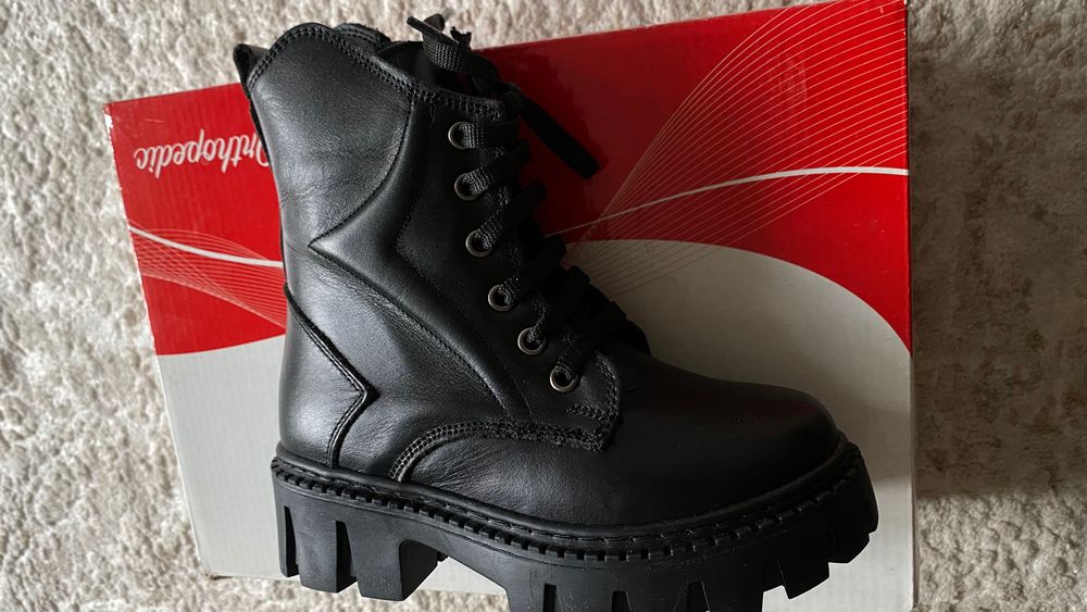 Новые сапоги натуральная кожа